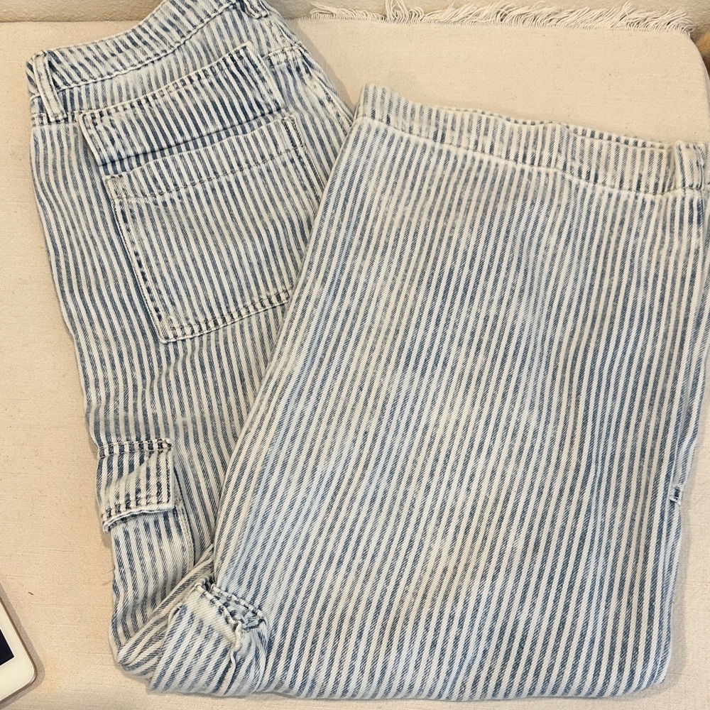 Blue and White Striped Wild Fable Mid-Rise Baggy Cargo 4/R New without tags